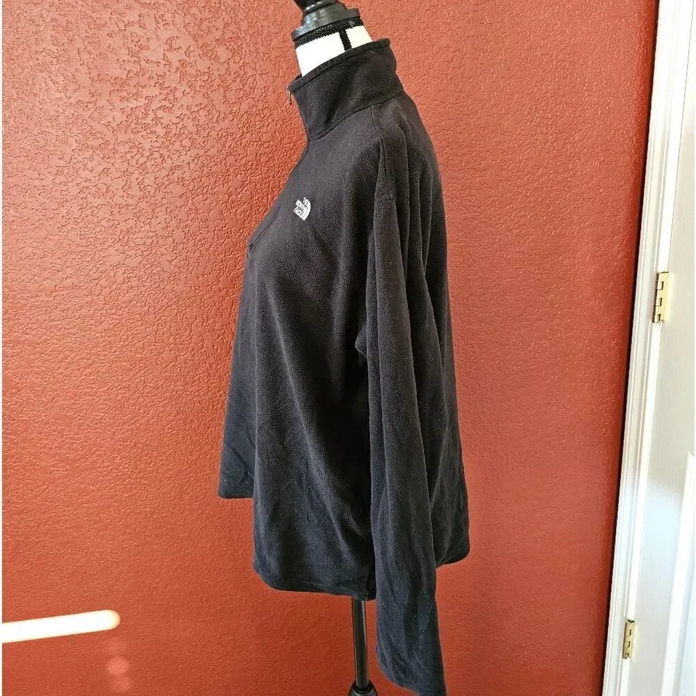 The North Face Black Fleece Pullover